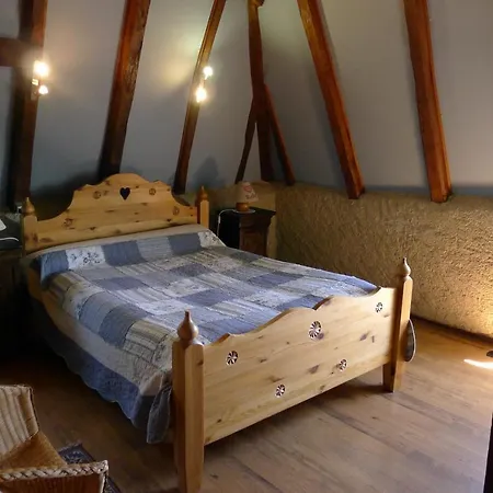 Chambres D'hotes De Barathe Bed & Breakfast *